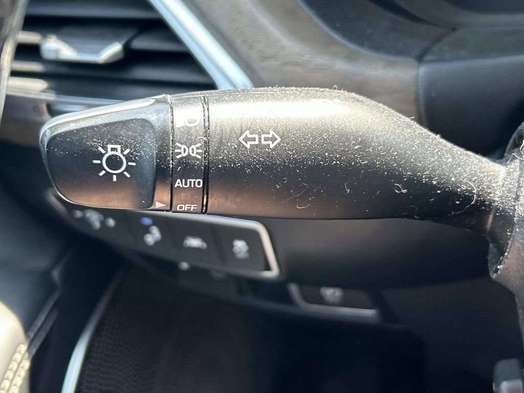 Used 2021 Genesis G90 3.3T Premium image 36