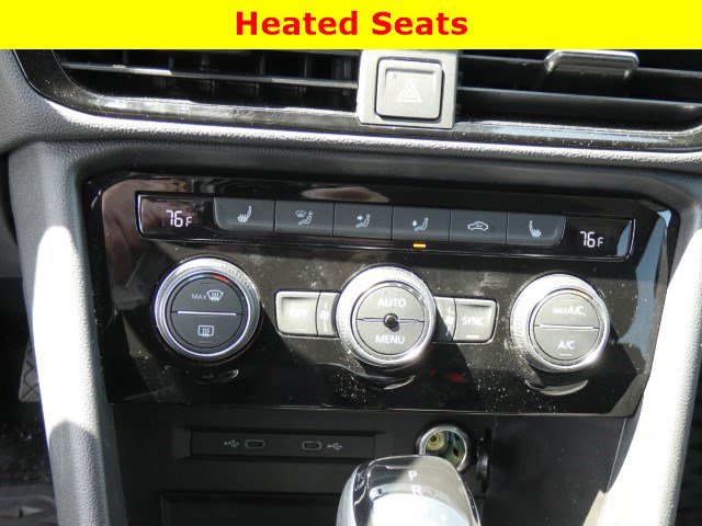 Used 2024 Volkswagen Taos SE FWD image 28
