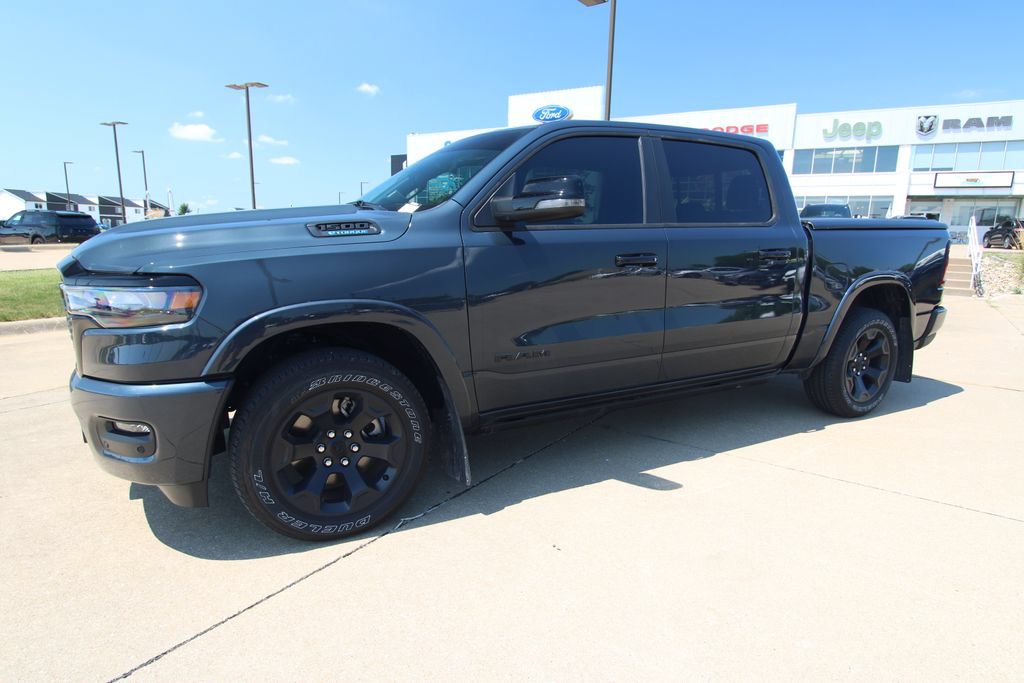 Used 2025 RAM 1500 Big Horn AWD/4WD image 17
