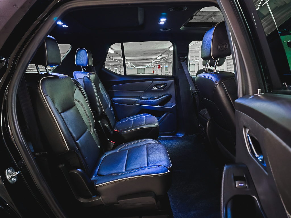Used 2023 Chevrolet Traverse Premier w/ Redline Edition AWD/4WD image 31