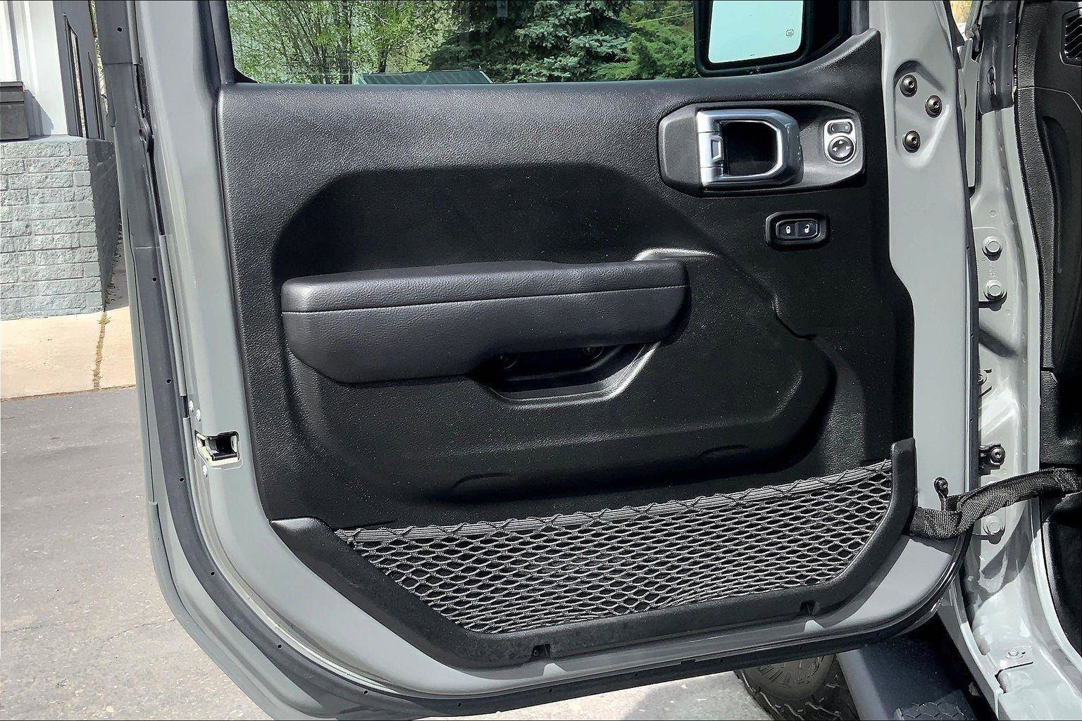 Certified 2022 Jeep Wrangler Unlimited Rubicon 4xe w/ Safety Group image 23