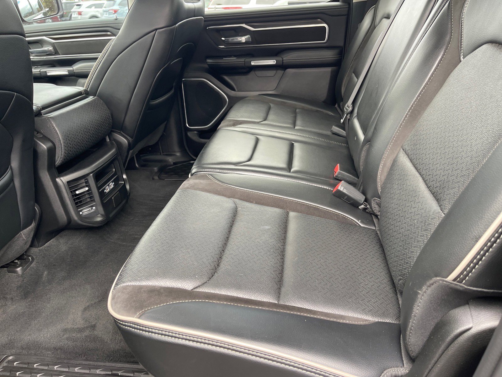 Used 2022 RAM 1500 Laramie image 12