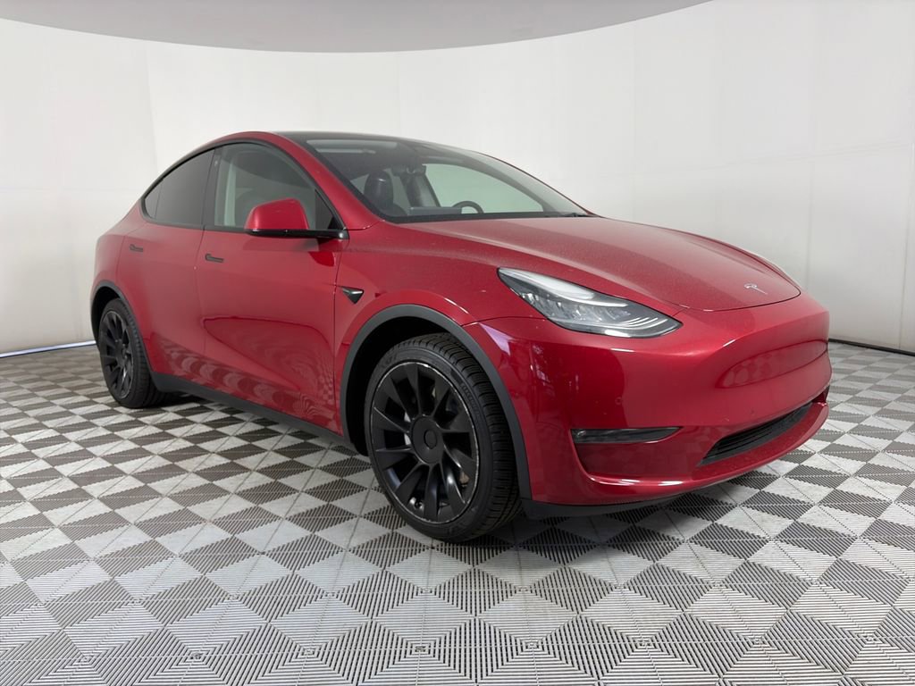 Used 2021 Tesla Model Y Long Range image 1