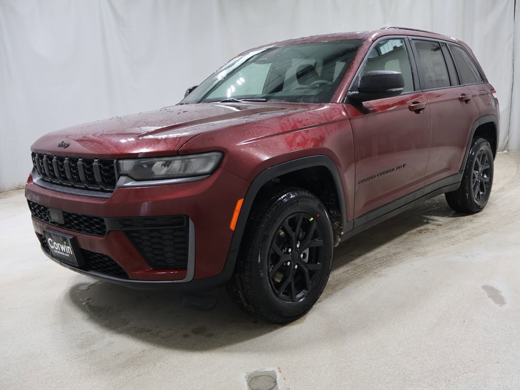 New 2026 Jeep Grand Cherokee Laredo image 3