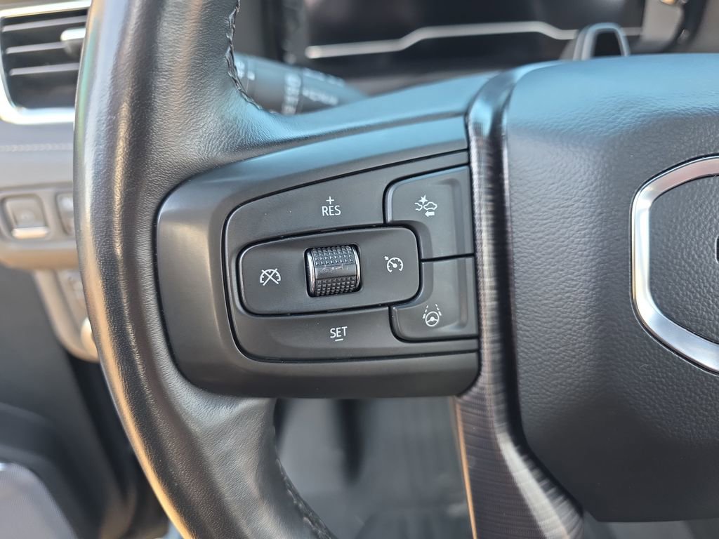 Used 2023 GMC Yukon XL Denali Ultimate image 18