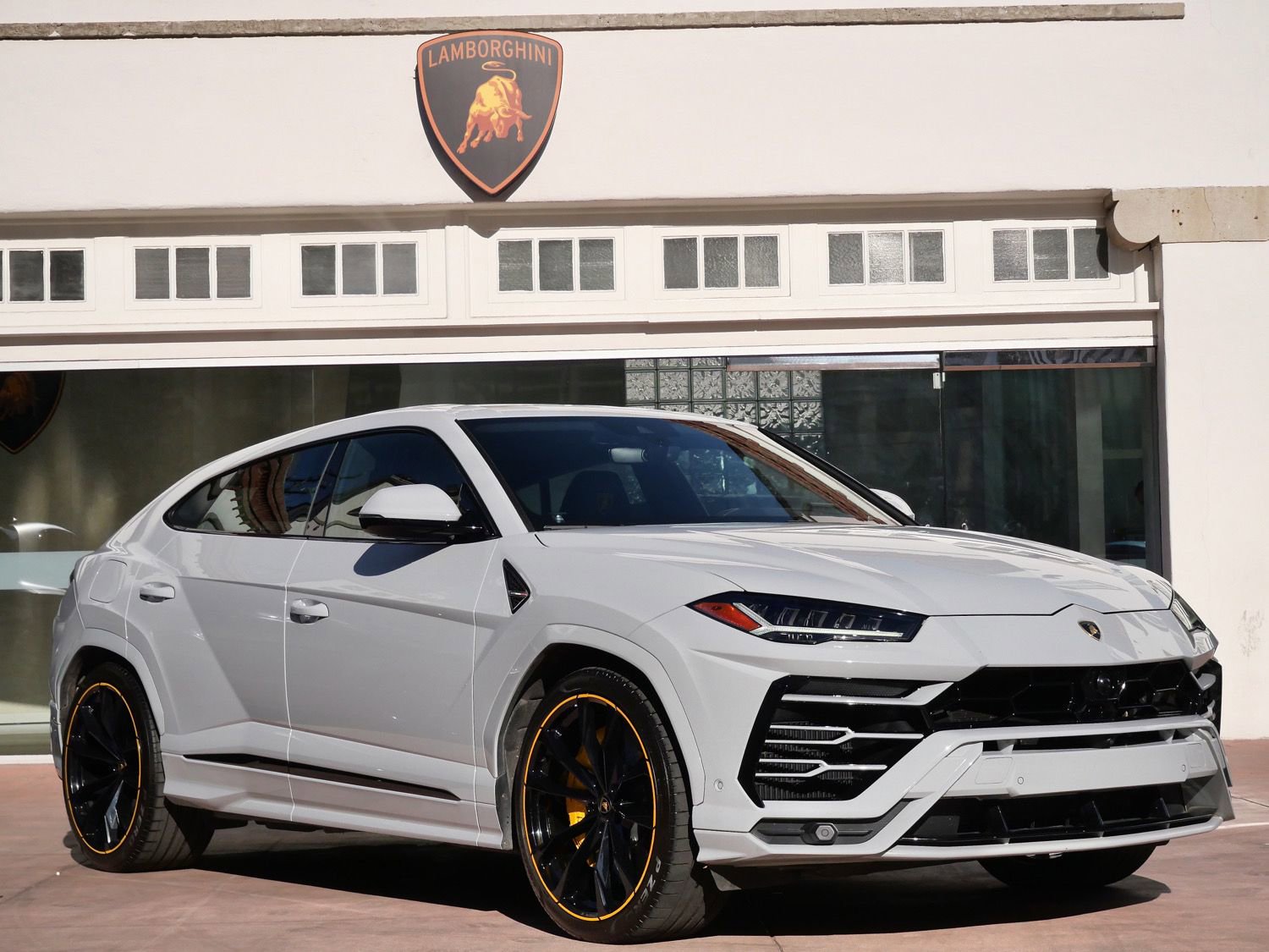 Used 2022 Lamborghini Urus image 1