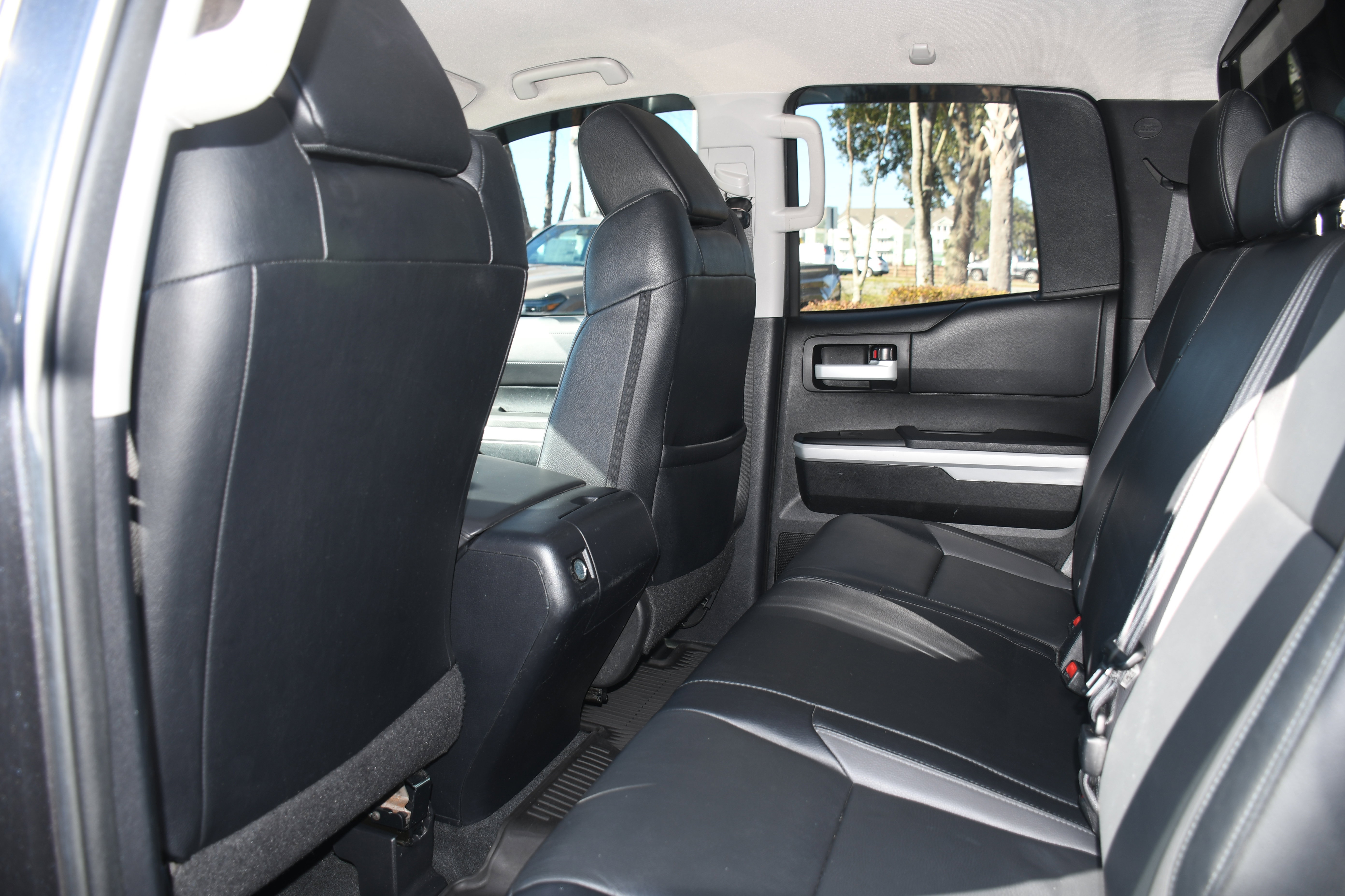 Used 2019 Toyota Tundra Limited image 15