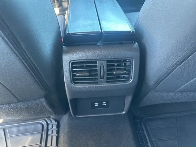 Used 2024 Nissan Rogue SV image 17