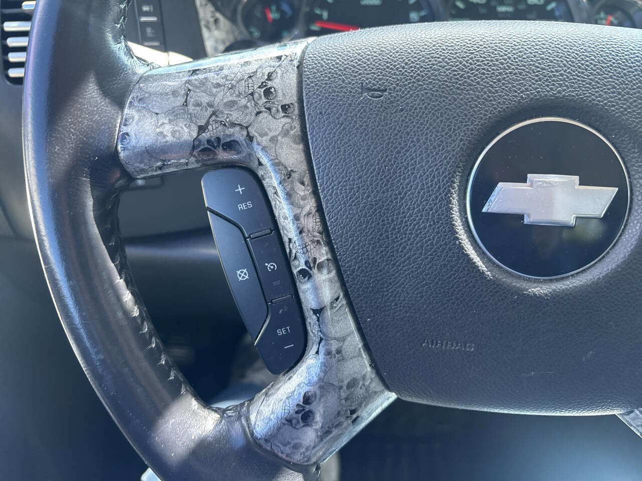 Used 2011 Chevrolet Silverado 1500 LT w/ Interior Plus Package image 32