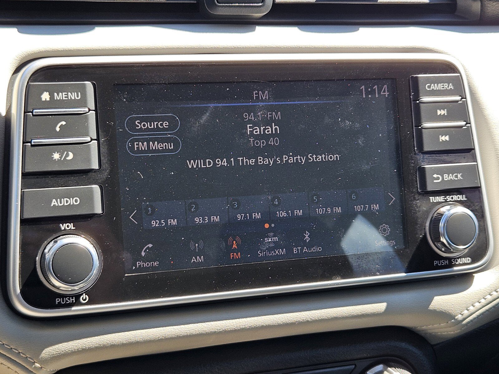 Used 2020 Nissan Versa SV image 14