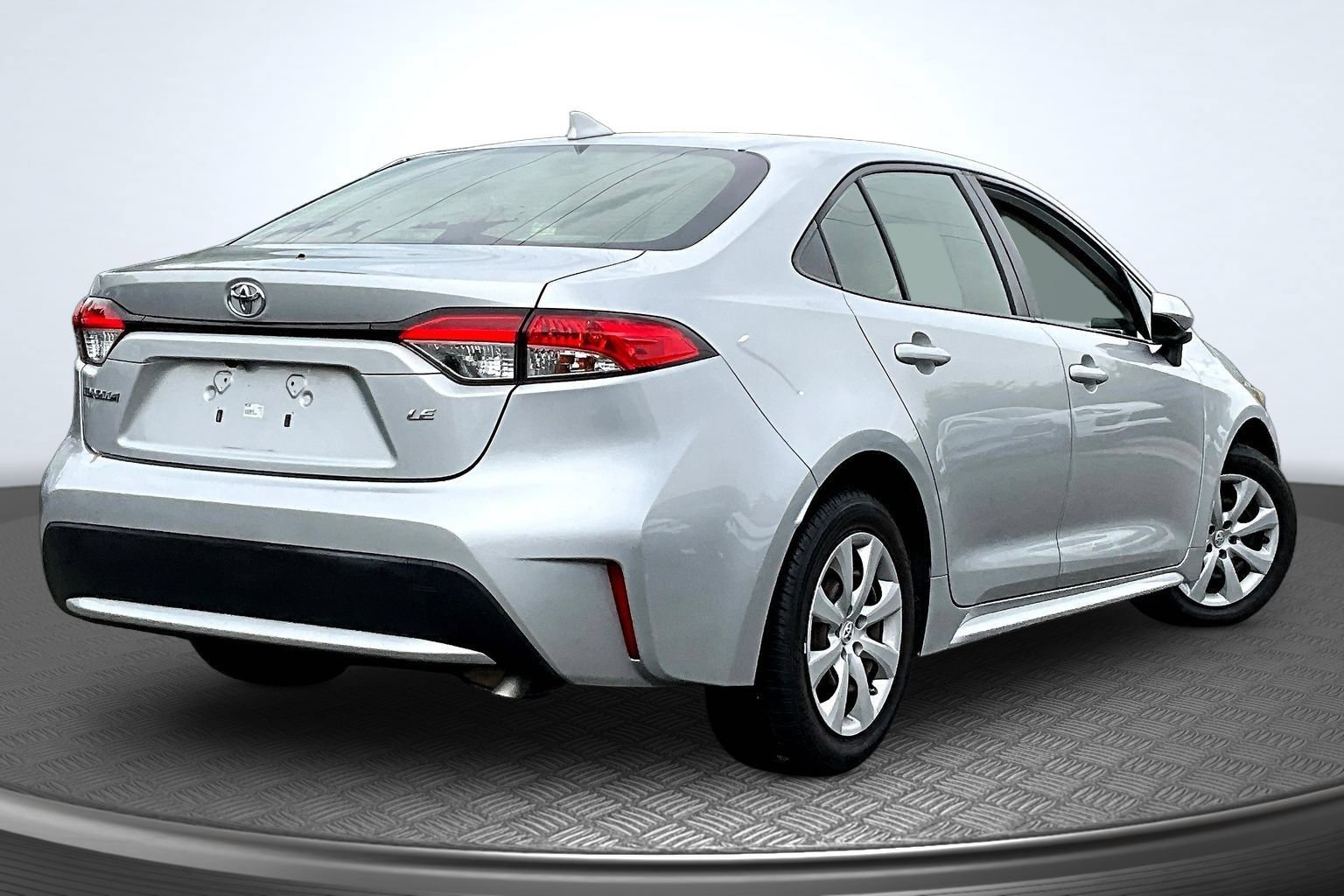 Used 2020 Toyota Corolla LE FWD image 6