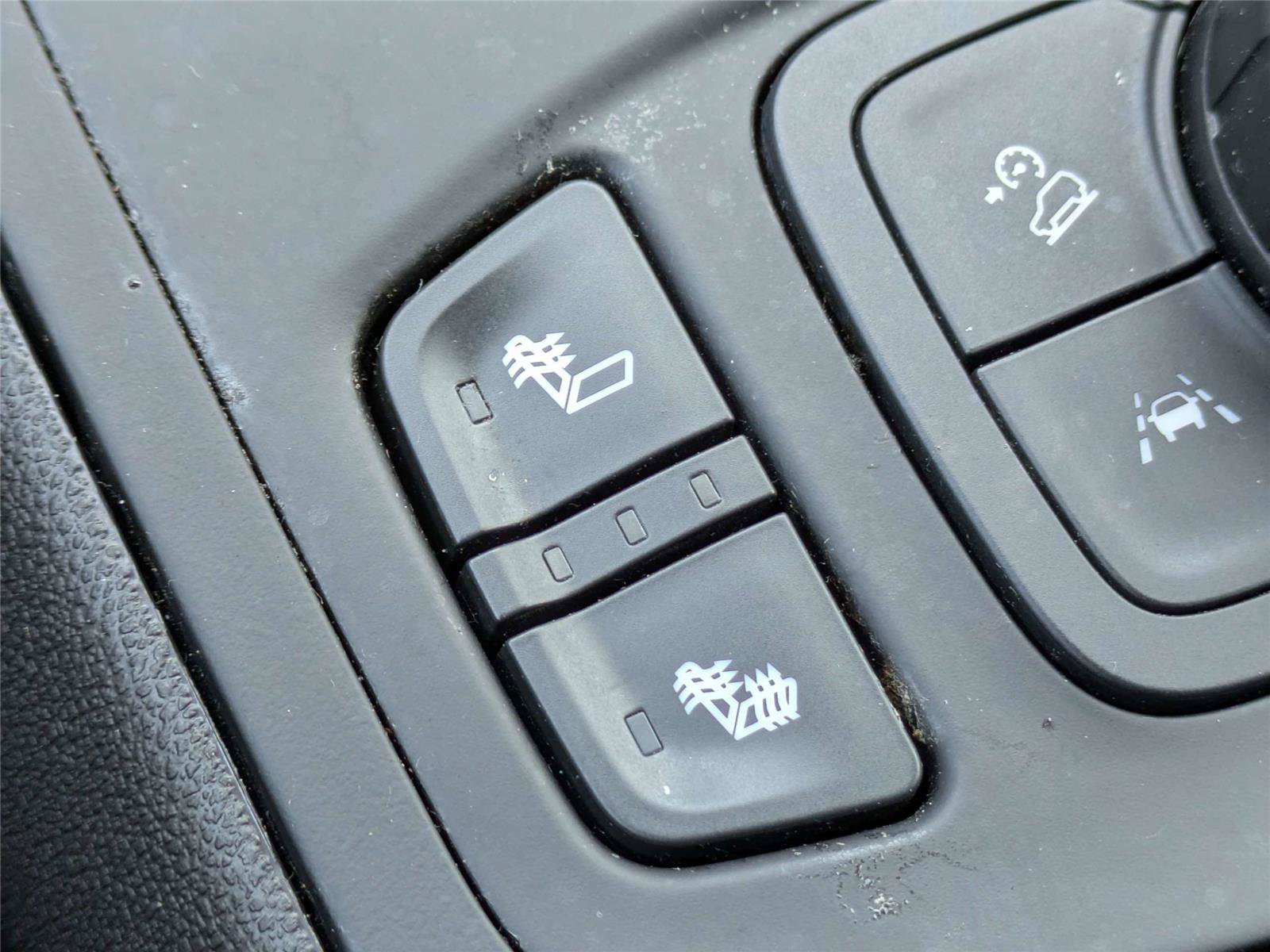 Used 2024 GMC Terrain SLE w/ Driver Convenience Package AWD/4WD image 25