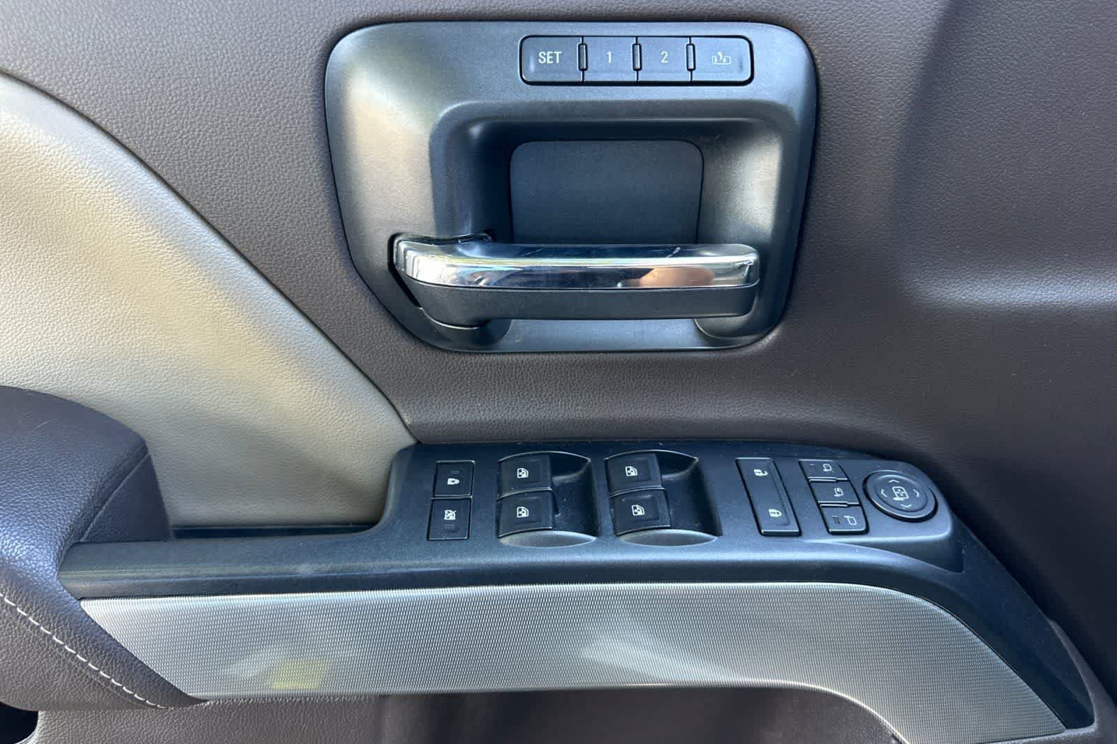 Used 2016 Chevrolet Silverado 2500 LTZ w/ LTZ Plus Package AWD/4WD image 15