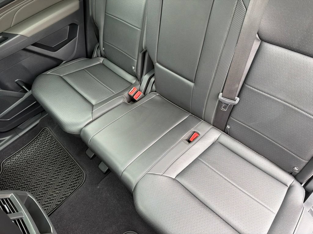 Used 2021 Volkswagen Atlas Cross Sport SEL AWD/4WD image 15