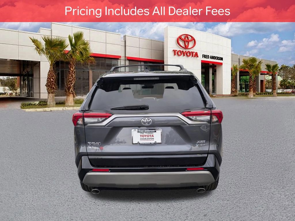 Used 2025 Toyota RAV4 XSE AWD/4WD image 6