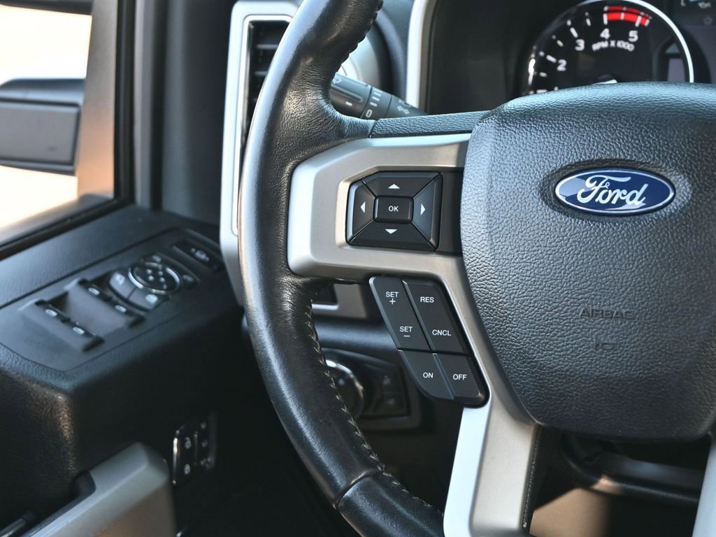 Used 2020 Ford F250 Lariat w/ Lariat Value Package image 26