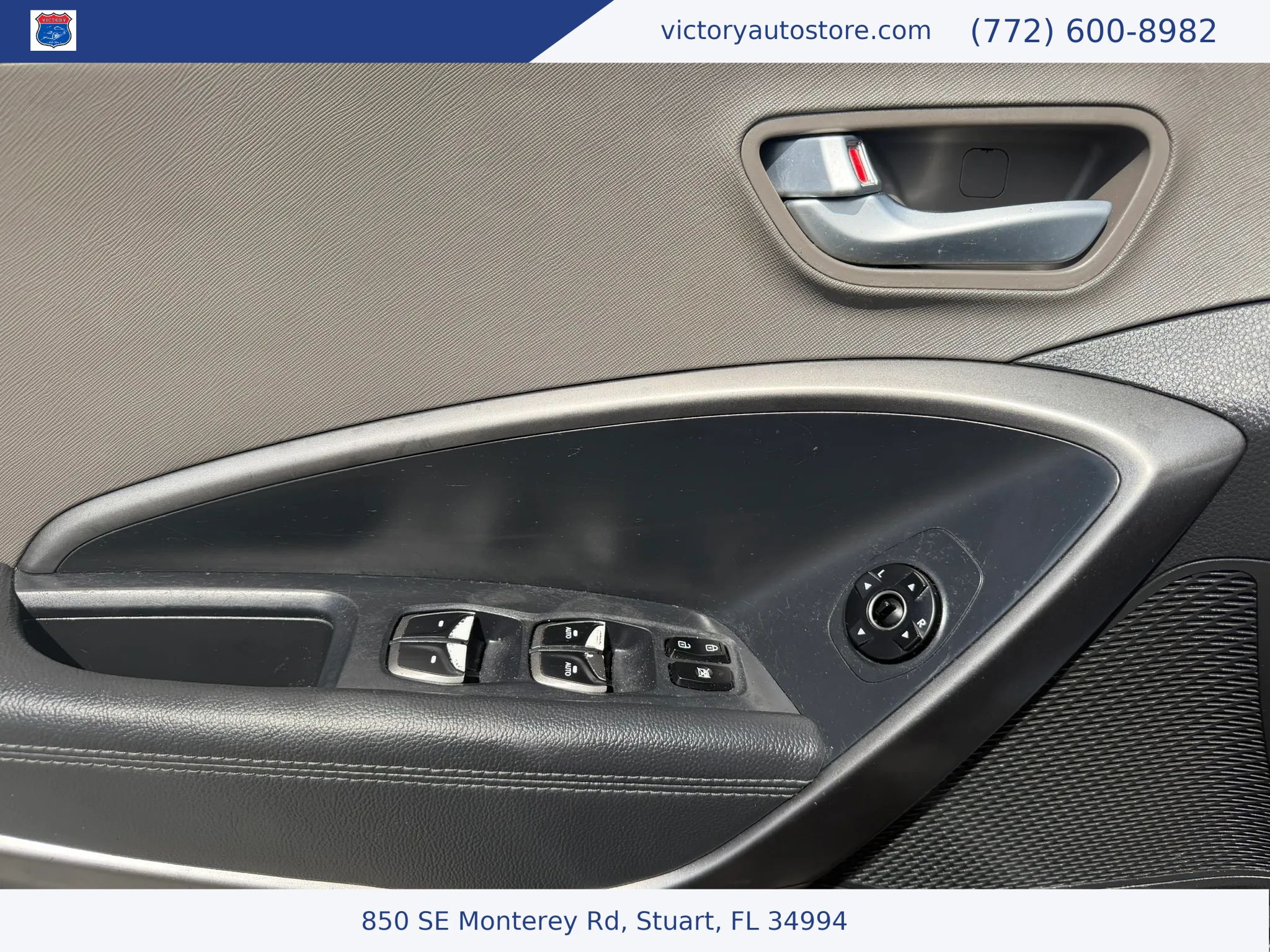 Used 2018 Hyundai Santa Fe Sport w/ 2.4L Value Package 02 FWD image 25