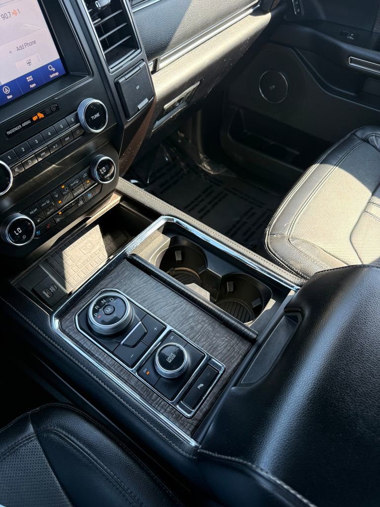 Used 2021 Ford Expedition Max Limited image 29
