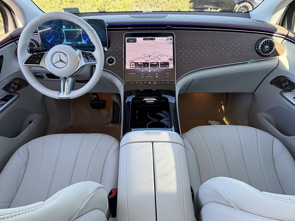 New 2026 Mercedes-Benz EQE 320 4MATIC SUV image 28