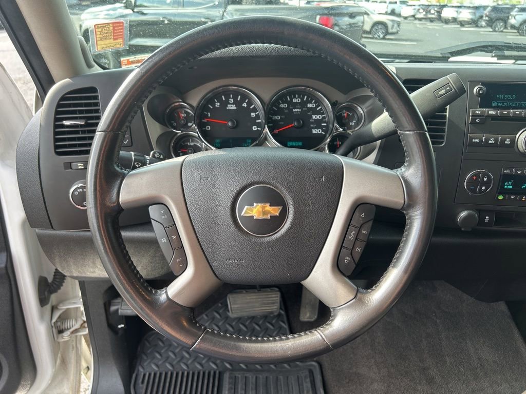 Used 2013 Chevrolet Silverado 1500 LT w/ All-Star Edition AWD/4WD image 22