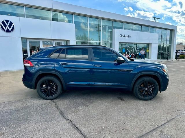 Certified 2023 Volkswagen Atlas Cross Sport SEL R-Line image 8