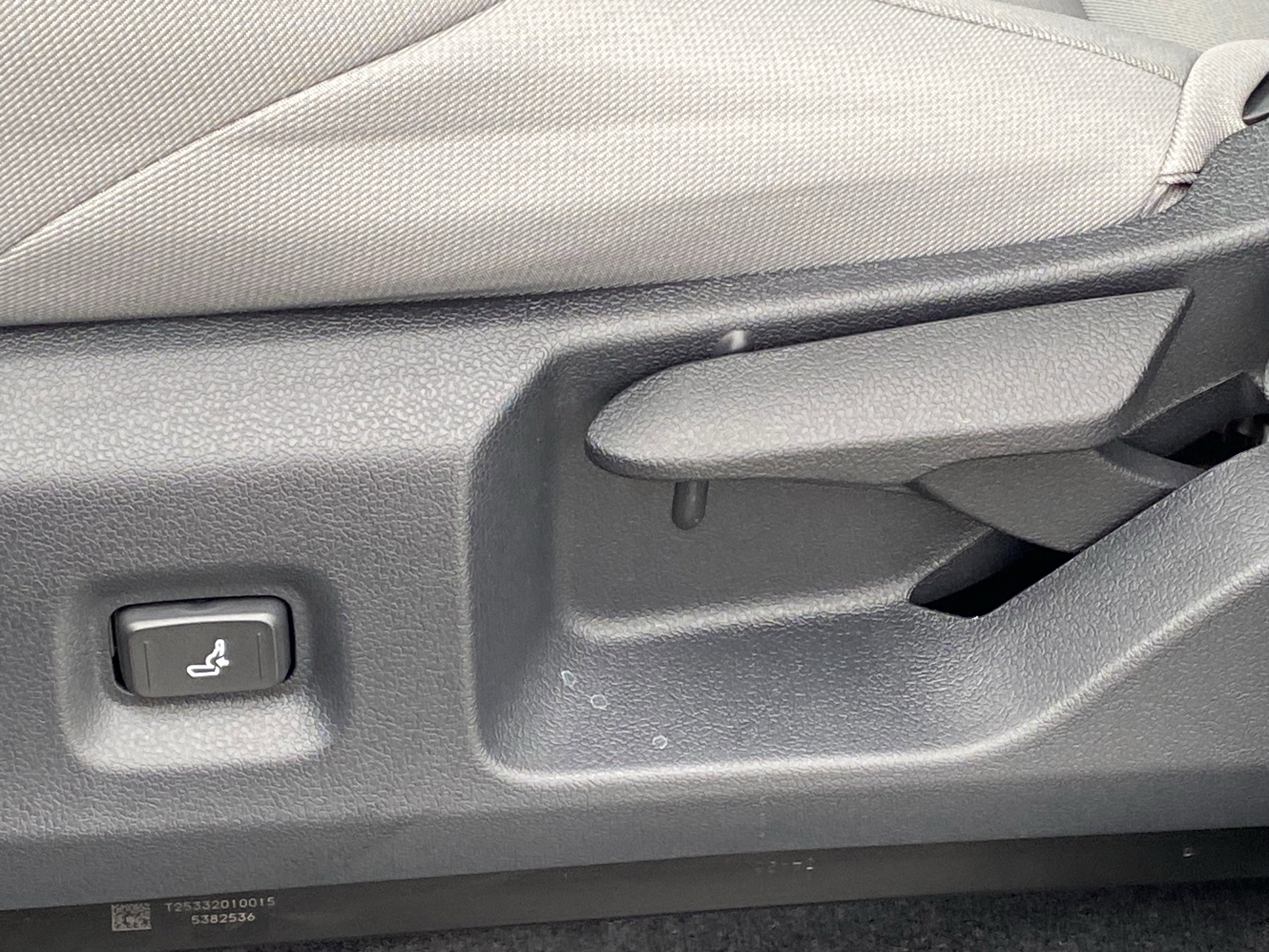 Certified 2026 Toyota Tacoma SR5 image 28