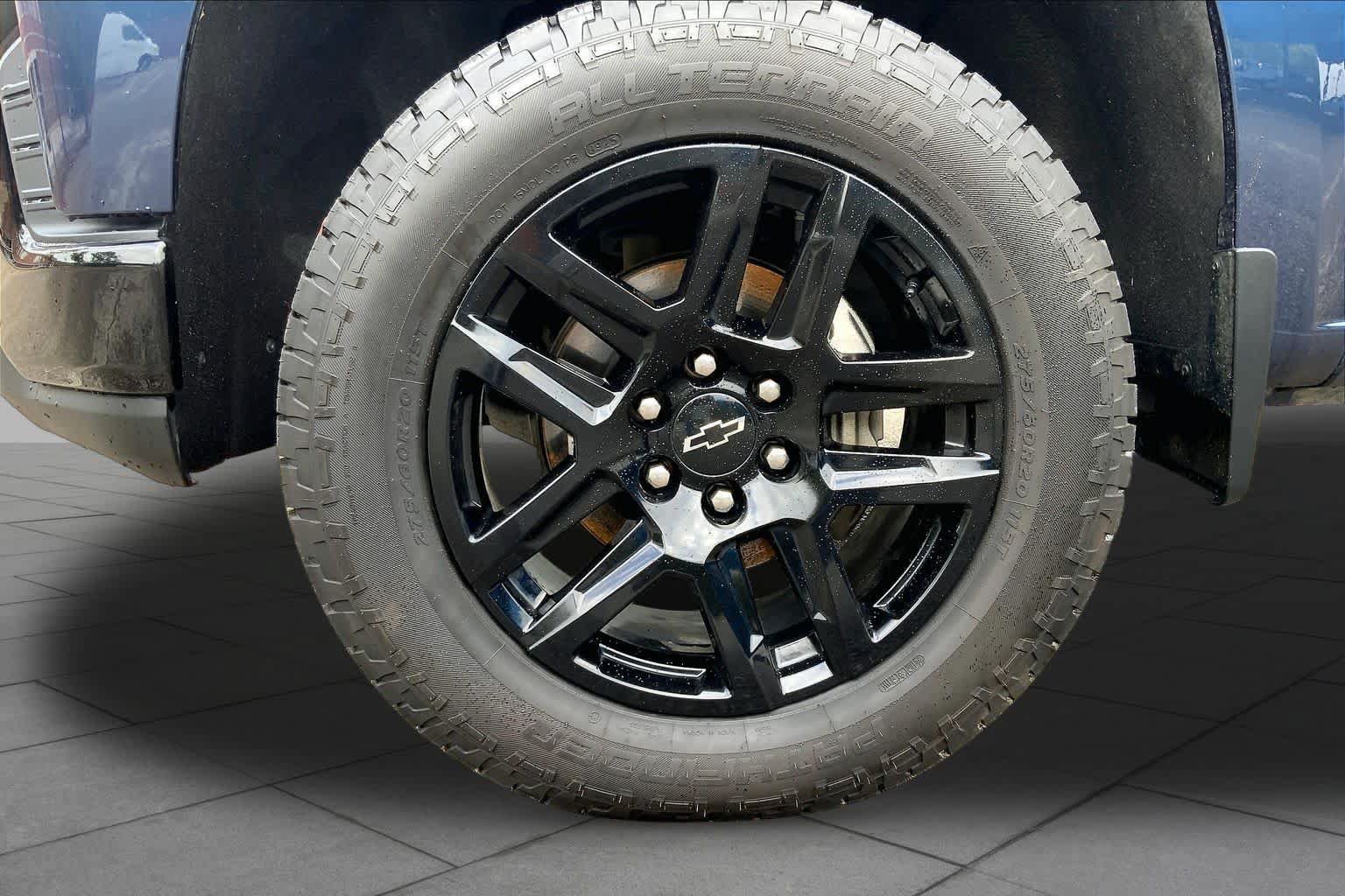 Used 2022 Chevrolet Silverado 1500 Custom Trail Boss AWD/4WD image 11