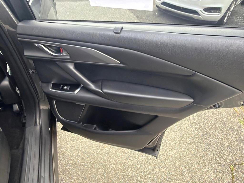 Used 2018 MAZDA CX-9 Touring w/ Touring Premium Package FWD image 31