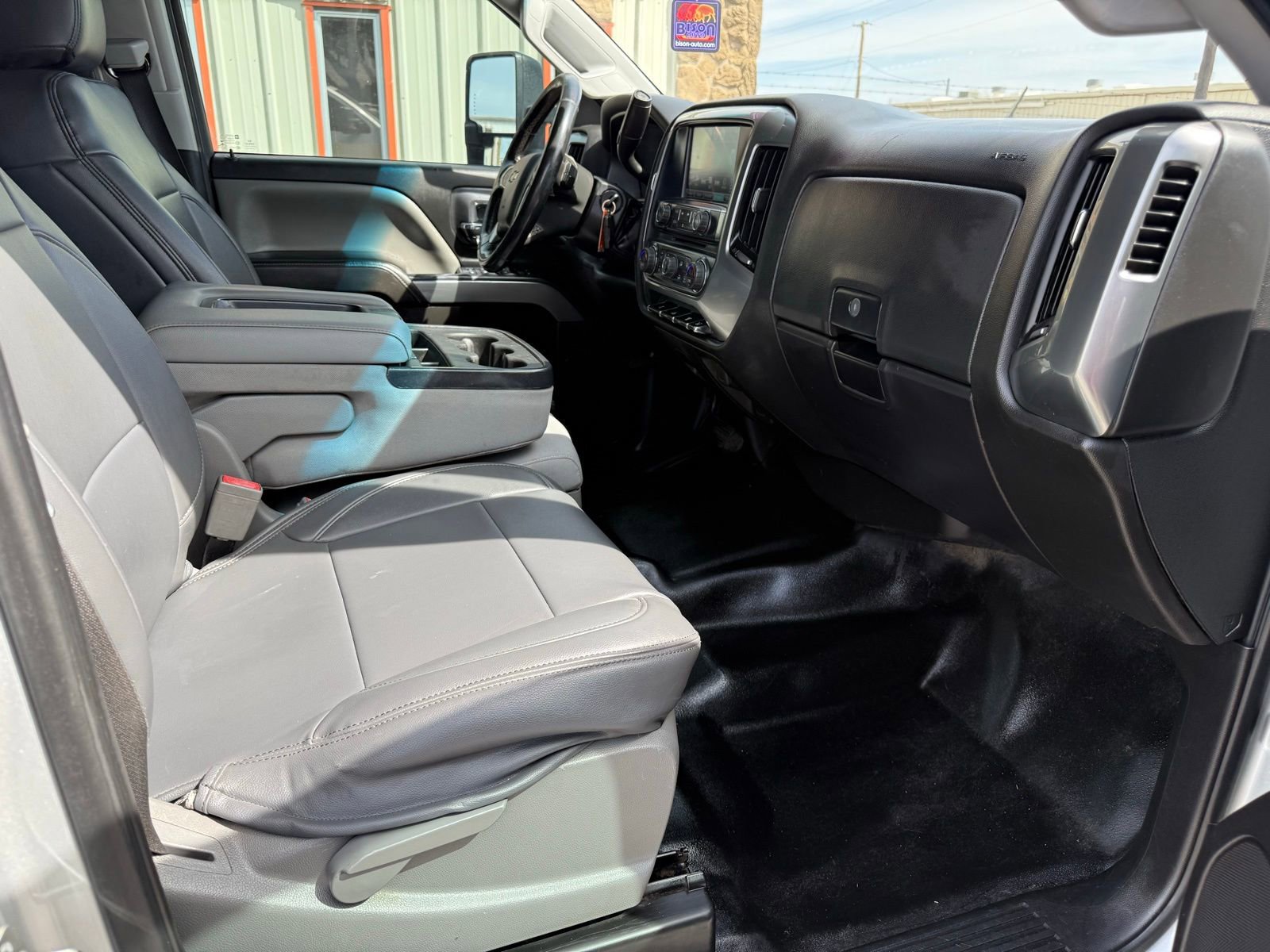 Used 2018 Chevrolet Silverado 3500 LT w/ LT Convenience Package image 14