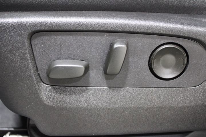 Used 2024 Chevrolet Tahoe Z71 w/ Z71 Off-Road Package AWD/4WD image 21