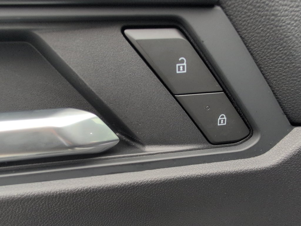 Used 2025 GMC Acadia Elevation image 21