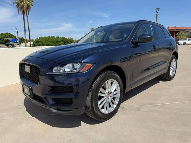 Used 2019 Jaguar F-PACE Prestige image 4
