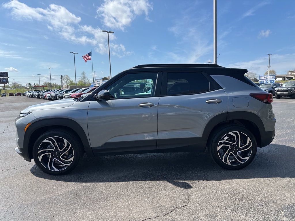 Used 2025 Chevrolet TrailBlazer RS w/ Convenience Package image 6