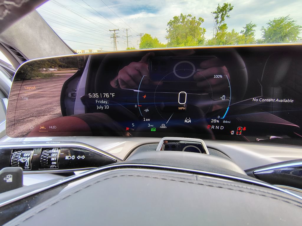 New 2027 Cadillac Vistiq Premium Luxury AWD/4WD image 26