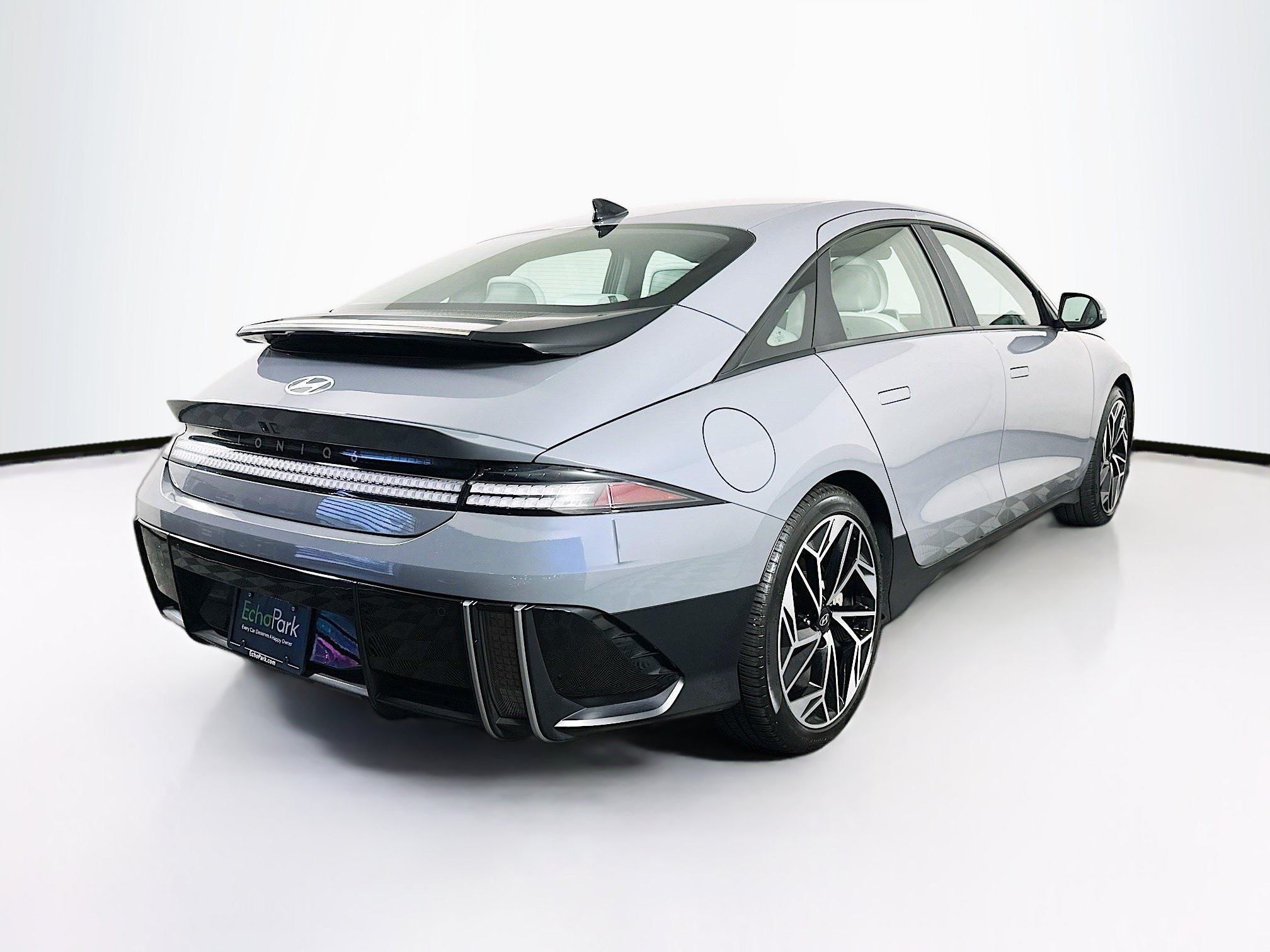 Used 2023 Hyundai Ioniq 6 SEL RWD image 9