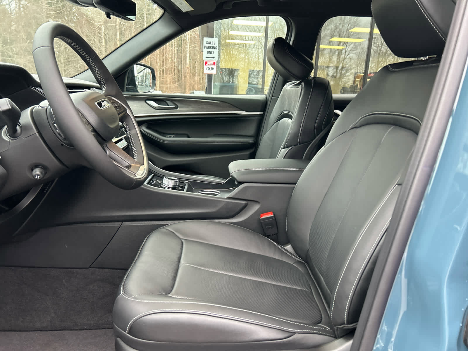 New 2026 Jeep Grand Cherokee L Limited AWD/4WD image 14