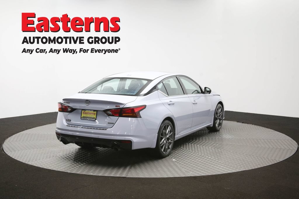 Used 2023 Nissan Altima 2.0 SR FWD image 40