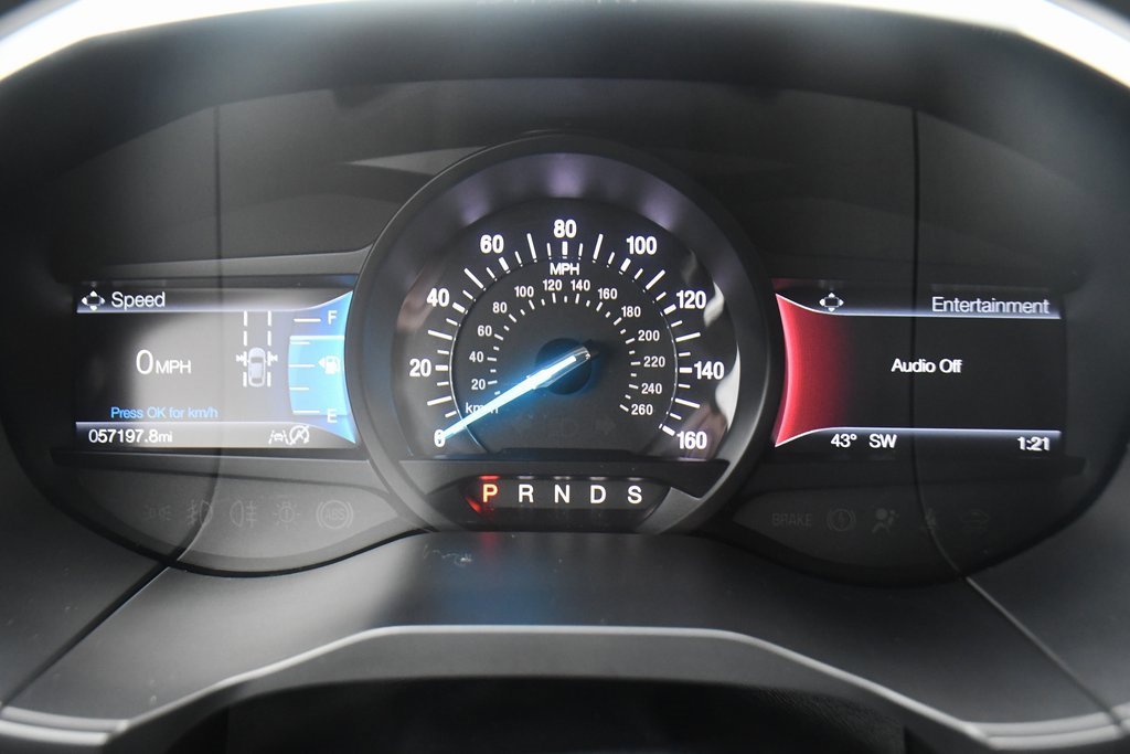 Used 2019 Ford Edge Titanium w/ Cold Weather Package image 22