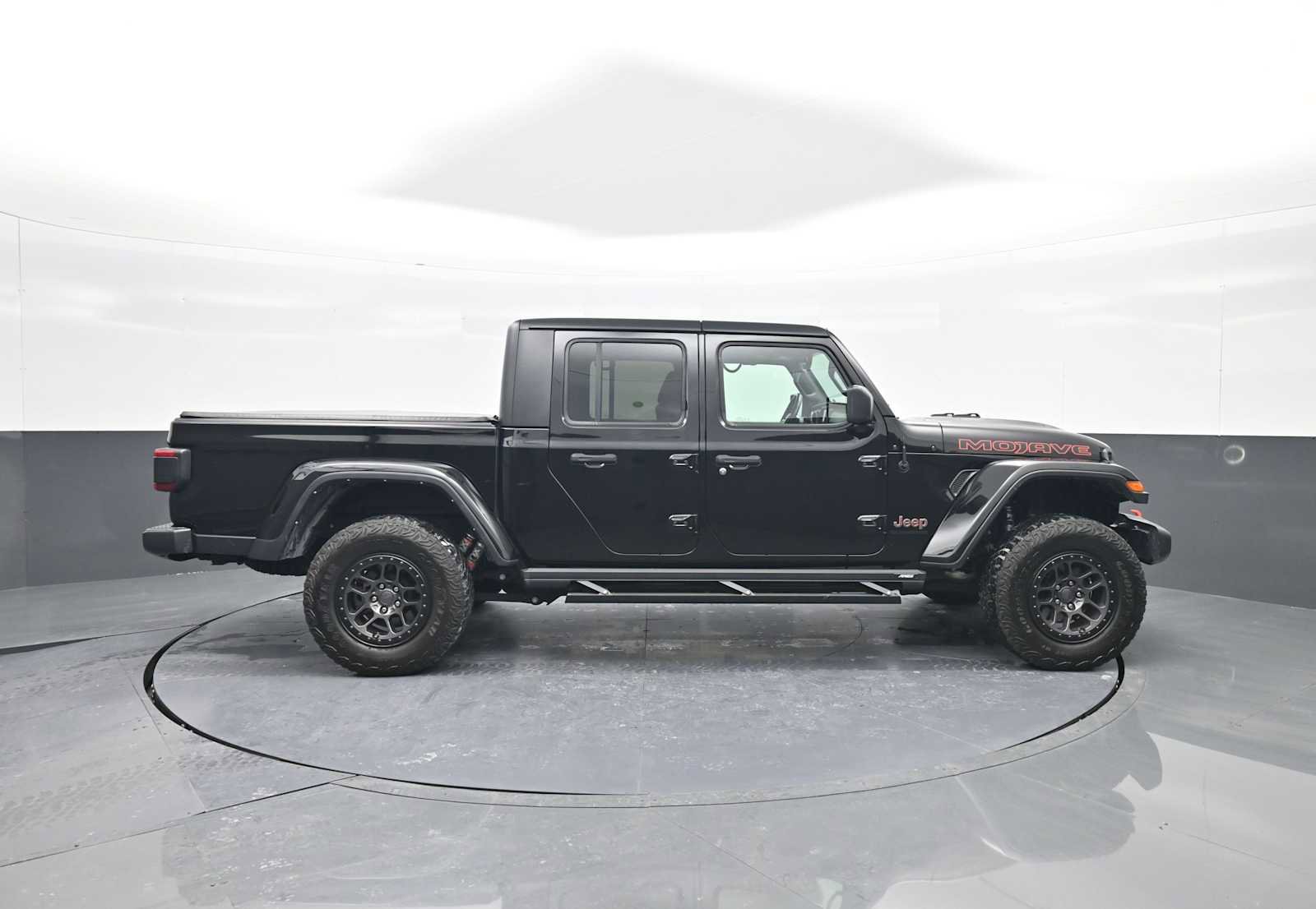 Used 2021 Jeep Gladiator Mojave image 9