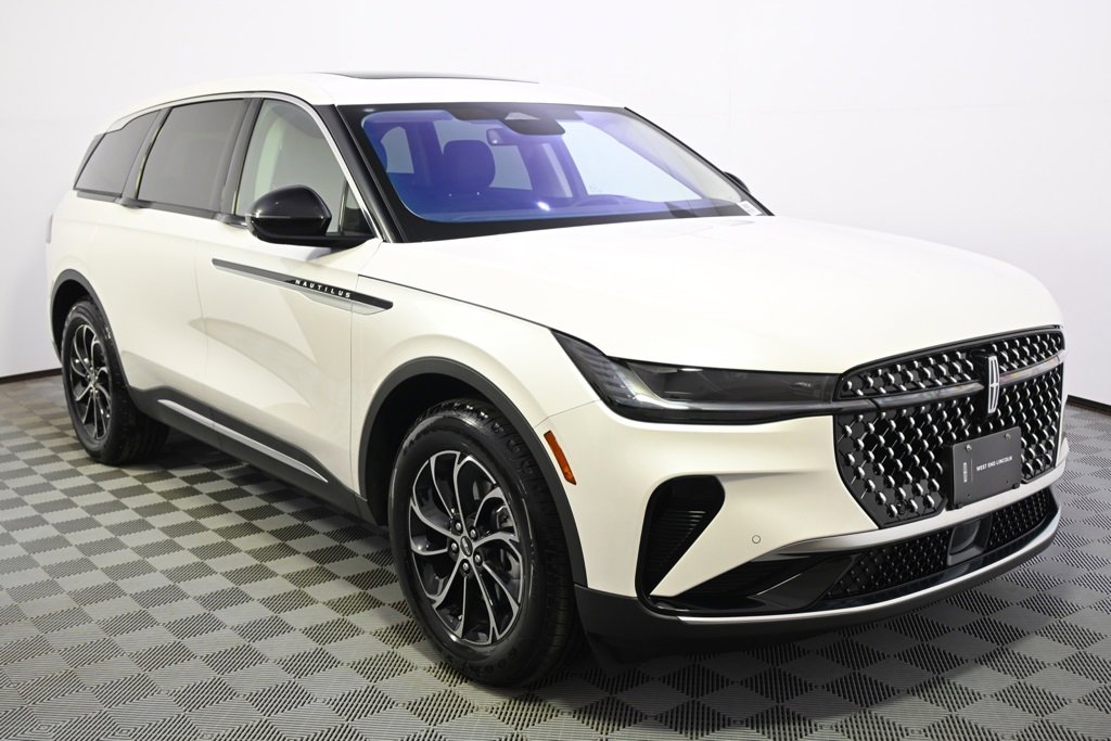 New 2026 Lincoln Nautilus Premier w/ Equipment Group 102A image 8