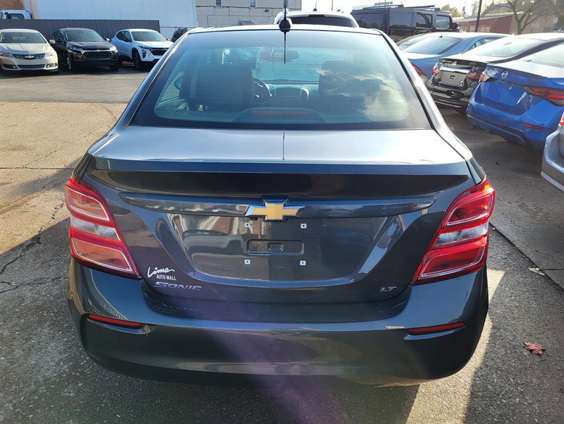 Used 2020 Chevrolet Sonic LT w/ Convenience Package image 5