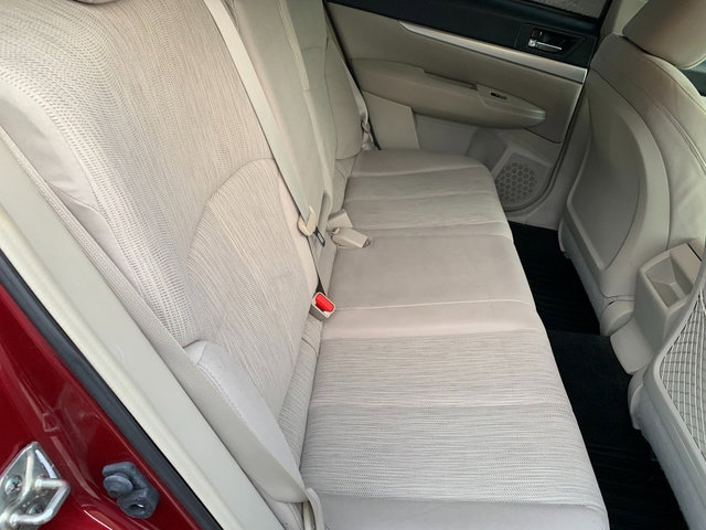 Used 2013 Subaru Legacy 2.5i Premium image 17