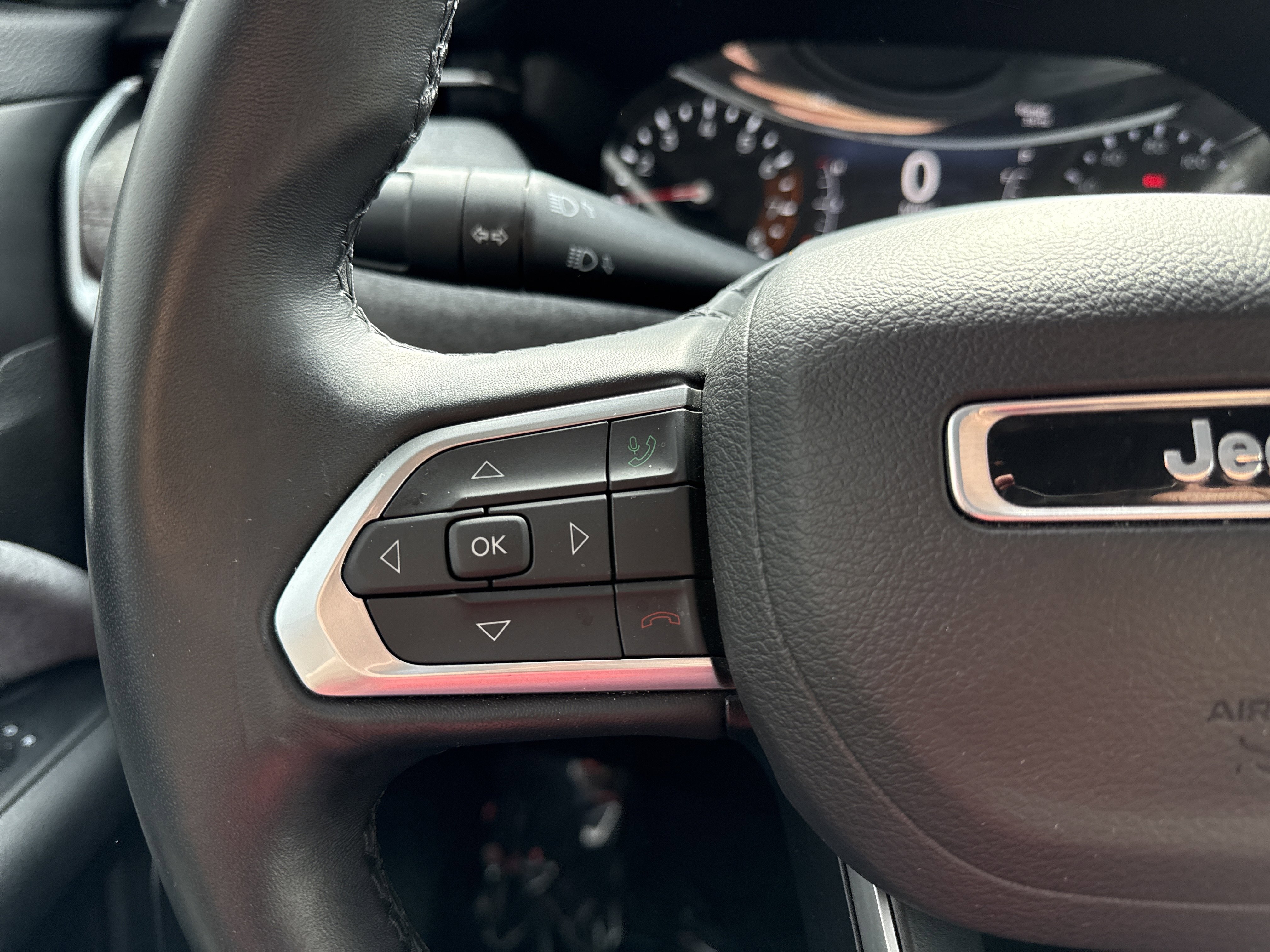 Used 2022 Jeep Compass Latitude image 25