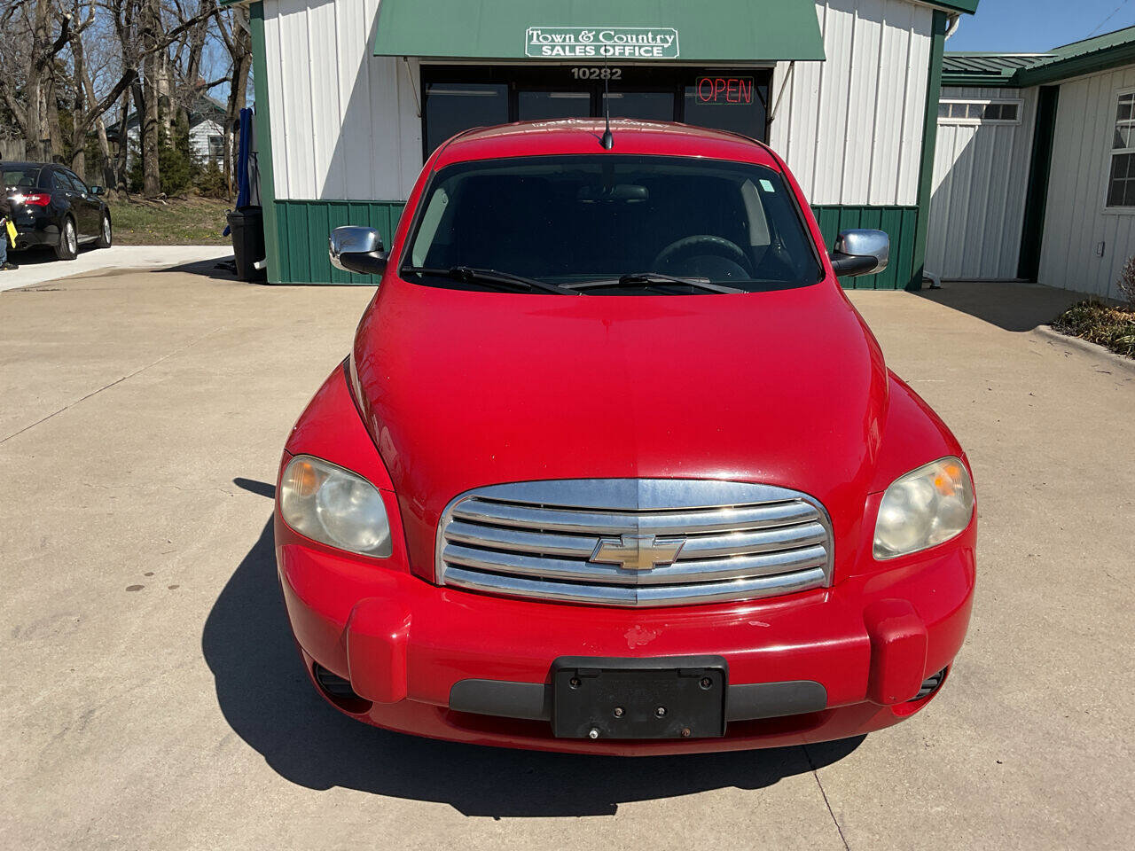 Used 2008 Chevrolet HHR LT image 4