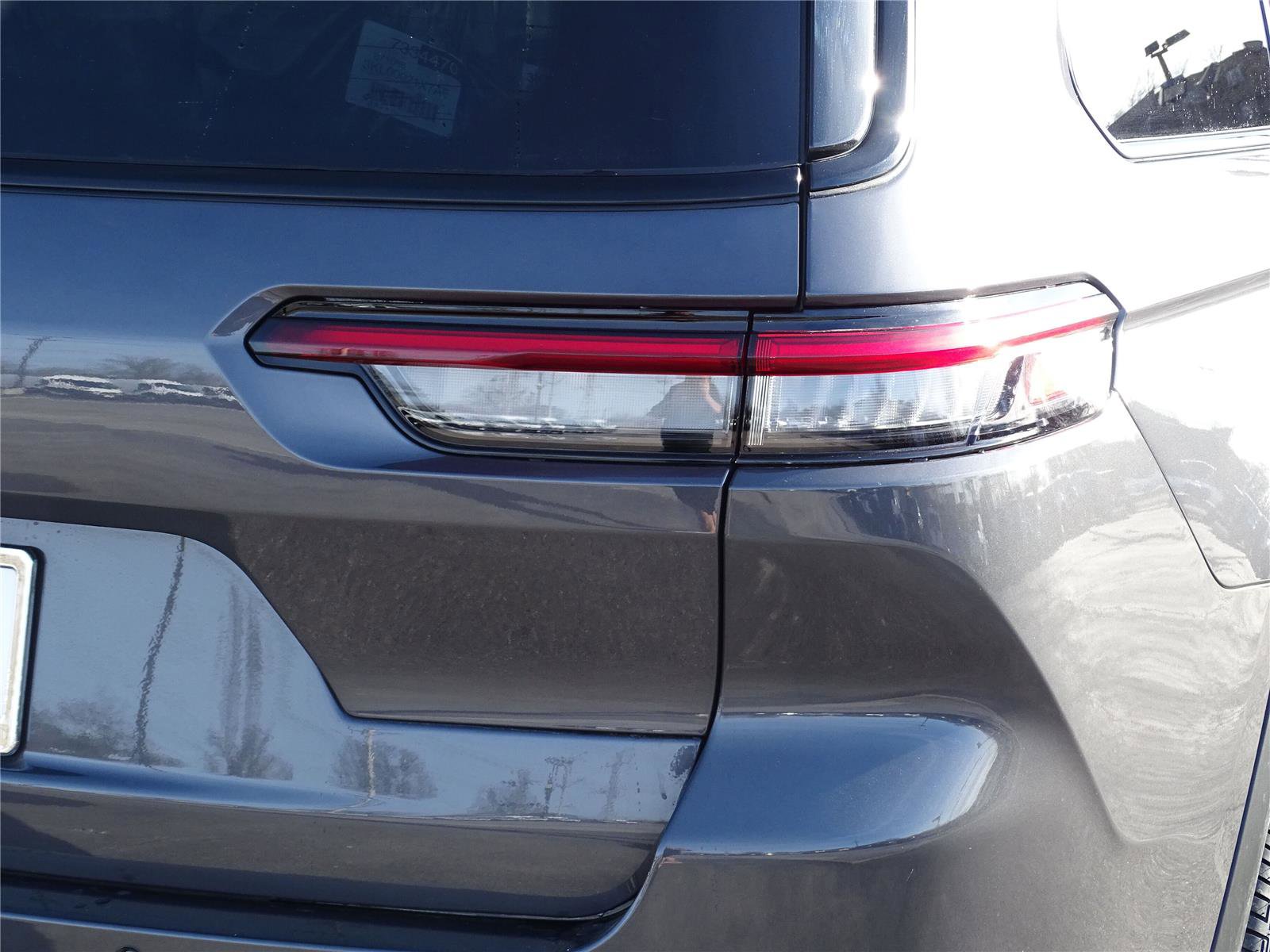 Used 2025 Jeep Grand Cherokee L Altitude image 13