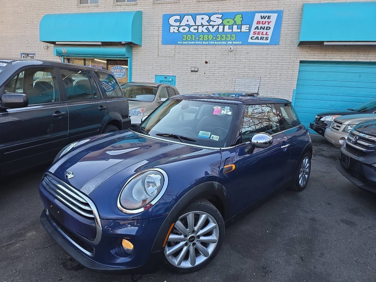 Used 2014 MINI Cooper 2-Door Hardtop image 3
