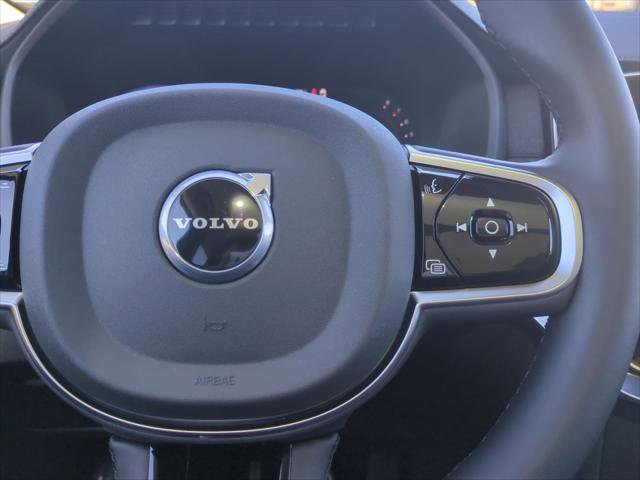 Used 2025 Volvo XC90 B6 Plus w/ Protection Package Premier image 14
