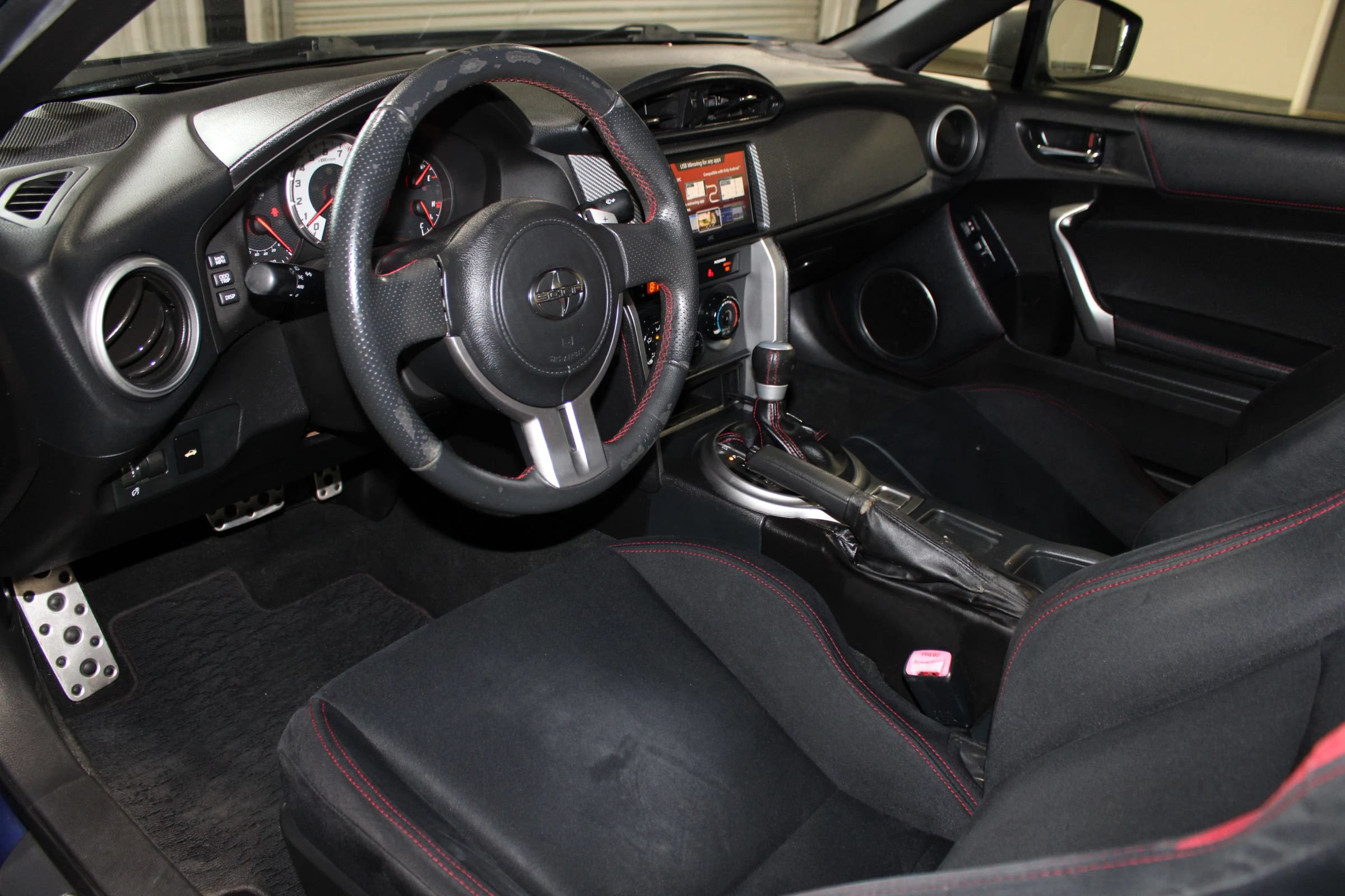 Used 2015 Scion FR-S RWD image 23