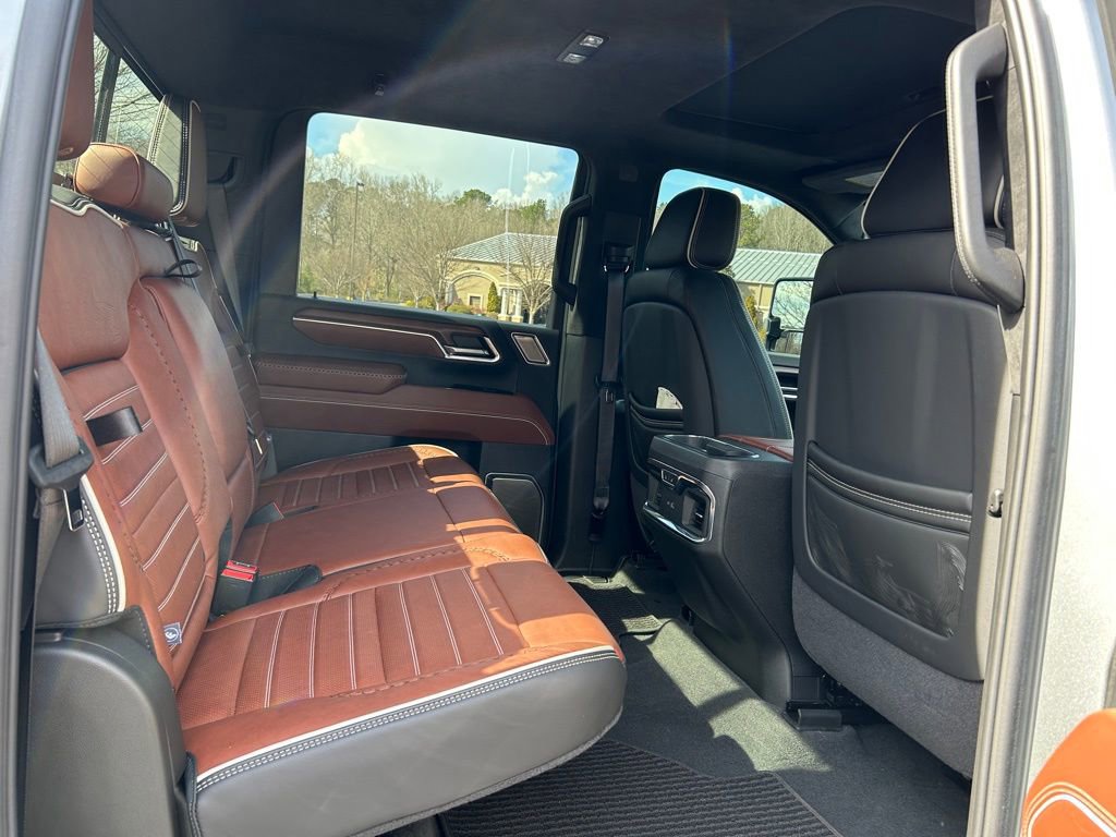 Certified 2025 GMC Sierra 2500 Denali Ultimate AWD/4WD image 53
