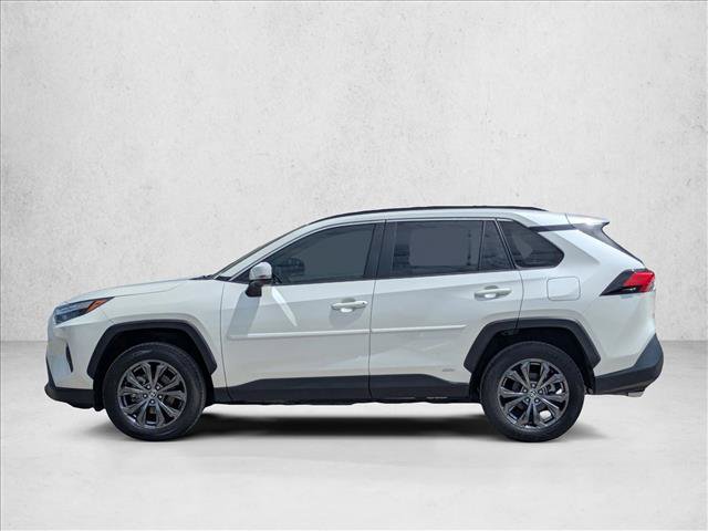 Used 2022 Toyota RAV4 XLE Premium AWD/4WD image 9